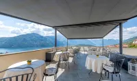 Hotel la Perla - Breakfast