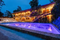 Hotel Tres Banderas - Mountain view
