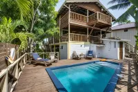 Driftwood Gardens Guesthouse - 3-Star