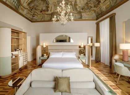 Rosetta Hotel Perugia Tapestry Collection by Hilton