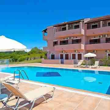 Alexis Pool Apartments Fitness & Recreational Facilities