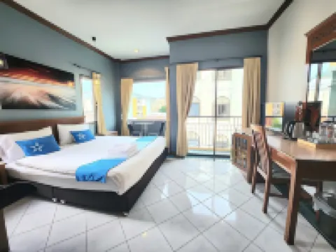 Sea Front Home Hotel - Patong Beach