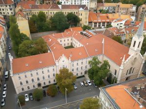 布達佩斯修道院精品酒店