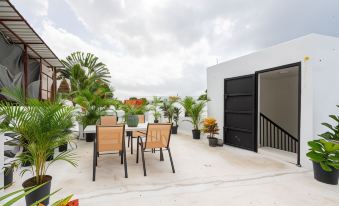 Bamboo House - Housity