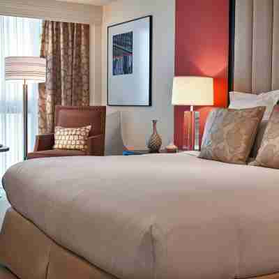 Renaissance Newark Airport Hotel Rooms