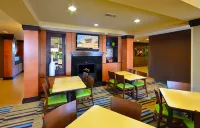 Fairfield Inn & Suites by Marriott  Albany Các khách sạn ở Wytheville