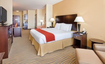 Holiday Inn Express & Suites Gallup East