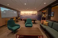 Tru by Hilton Norfolk Airport