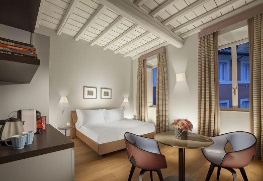 팔라초 스칸데르베크 외관