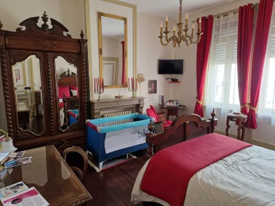 B & B les Secrets des Loges Hotels near Le Monument des Sauveteurs