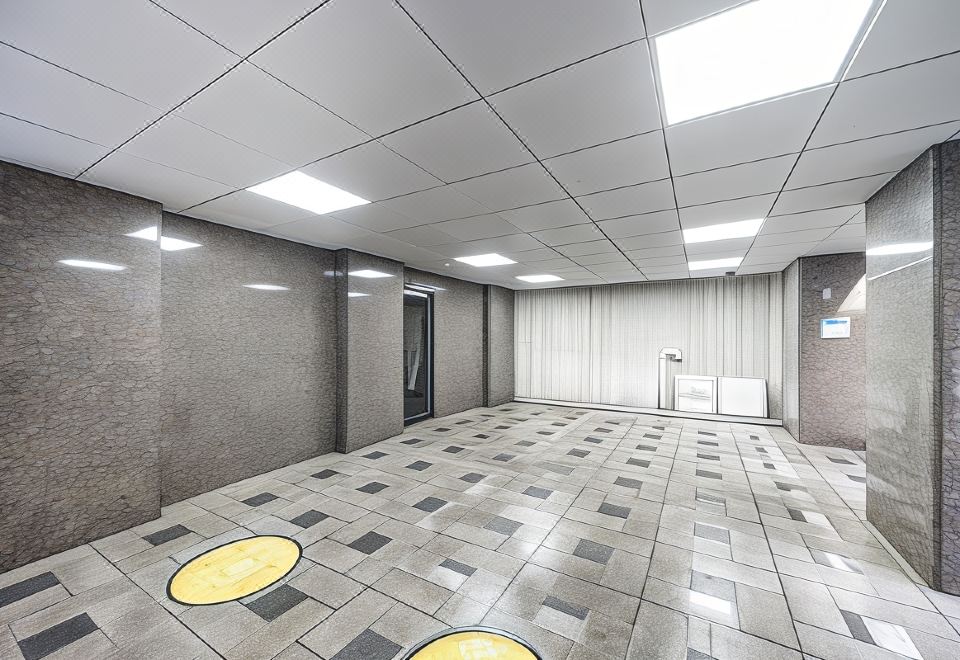 아이리스 호텔 영등포의 깨끗하게 정돈된 객실