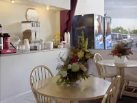 Studio 6 Suites Stockton, CA – Waterfront Hotels in Stockton