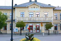 Strand Hotell Hotels in Trollhättan