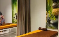 Cozzy Stay Hotel Semarang by Sinergi