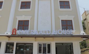Hotel Emeraald House
