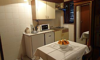 Apartments Edi - Captain's House - Housity