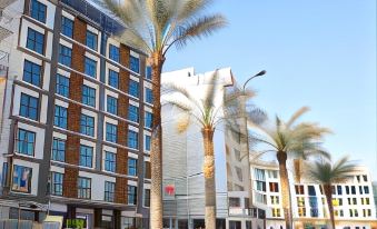 Kingsgate Canal Hotel by Millennium
