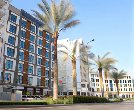 Kingsgate Canal Hotel by Millennium