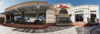Xperience Kiroseiz Parkland Отели в г. Шарм-эль-Шейх