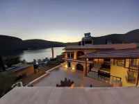 TÜRKMEN KONAĞI HALFETI BUTİK OTEL RESTORANT Halfeti otelleri