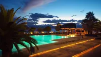 Ramada by Wyndham Loutraki Poseidon Resort - 5 estrellas