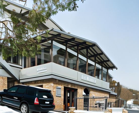 The Denman Hotel in Thredbo