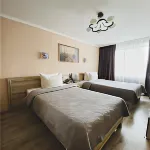 Sfera Hotel Chelyabinsk Elevator of State Bank附近的飯店
