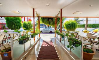 AKÇAY Leman Otel