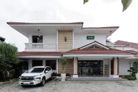 Urbanview Hotel Tritia Lampung Hotels in Kedaton
