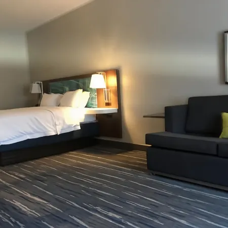 Hampton Inn by Hilton Old Bridge