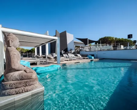 勒斯皮納克爾精品酒店及餐廳 勒格羅－迪魯瓦酒店