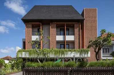 Aralea Coliving Hoteles cerca de Campus Sudirman de La Universidad Udayana