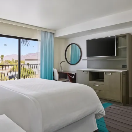 Sheraton Tucson Hotel & Suites