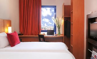 Ibis Châtellerault
