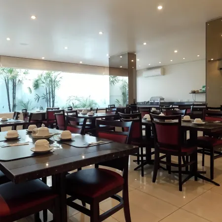 Duomo Park Hotel Отели рядом с достопримечательностью «Батл»