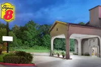 Super 8 by Wyndham Huntsville Hotels in Huntsville