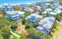 Palm Coast Paradise - 5Br 4BA, Private Pool, 1 Min Walk to Beach, Family Retreat