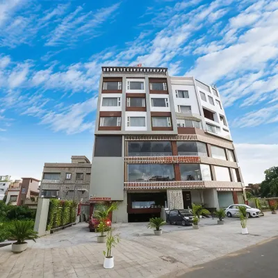 Northin Hotel Hotels near Indian Statistical Institute