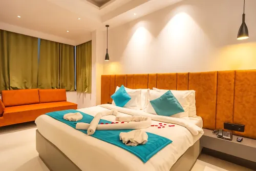 Ski Hotels and Resorts - Pools