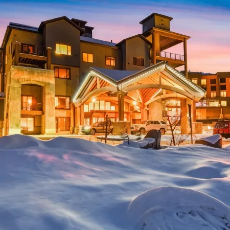 Silverado Lodge by Park City - Canyons Village Отели в г. Парк-Сити