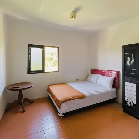 Kanca Homestay Syariah RedPartner Near Gor Untung Suropati
