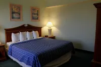 Cocoa Beach Suites Hotel - pantai