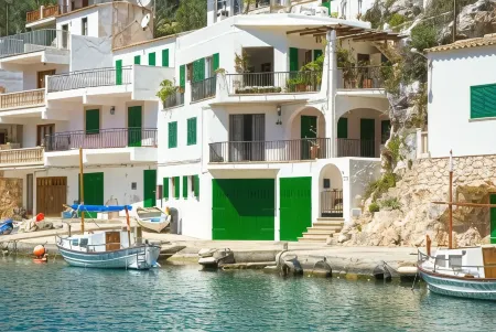 Marblau Mallorca Отели в г. Puerto Colom