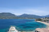 Le Neptune & Spa فنادق في بروبريانو