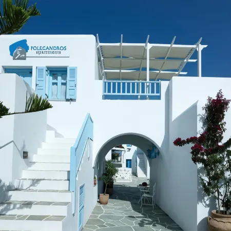 Folegandros Apartments
