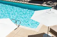 North Block Hotel - Pools