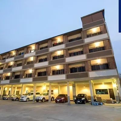 V51 Hotel 랏차시마 위티할라이 학교 주변 호텔