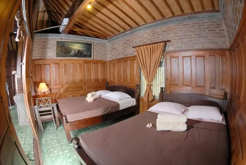 Hills Joglo Villa Hotels in Ungaran