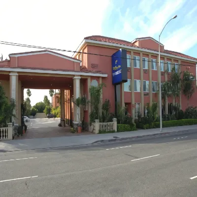 Holiday Inn Express ANAHEIM WEST by IHG Hotels near Hobby City Doll and Toy Museum