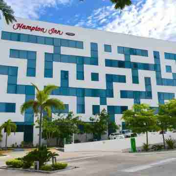 Hampton Inn by Hilton Ciudad del Carmen Campeche Hotel Exterior